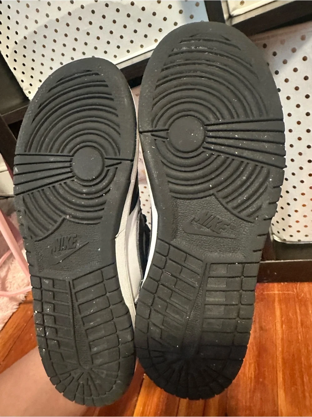 Nike- Kids Panda Black White Dunk Low size 3 (PS)